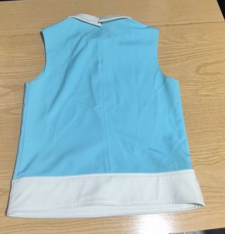 Blusa sin mangas azul y blanca - Talla S