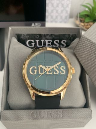 Reloj Guess Hombre - Dorado y Verde