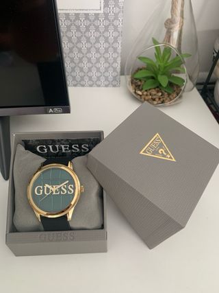 Reloj Guess Hombre - Dorado y Verde