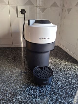 Máquina Café Nespresso ( valor negociável)