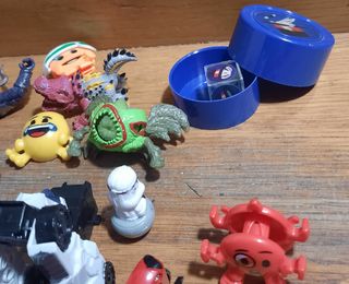 Lotto giocattoli 14 pezzi