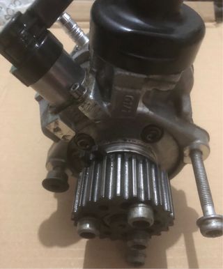 Bomba alta presión Bosch 0445010526