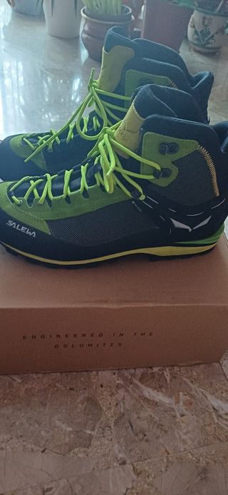 Scarponi Salewa Ms crow GTX n.44 100% blister free