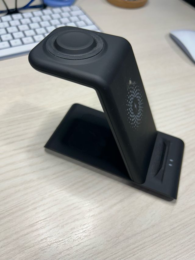 Base carga inalámbrica 3 en 1 para sobremesa