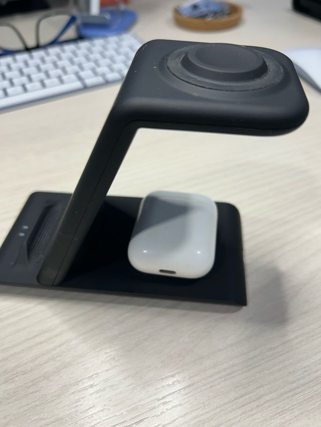 Base carga inalámbrica 3 en 1 para sobremesa