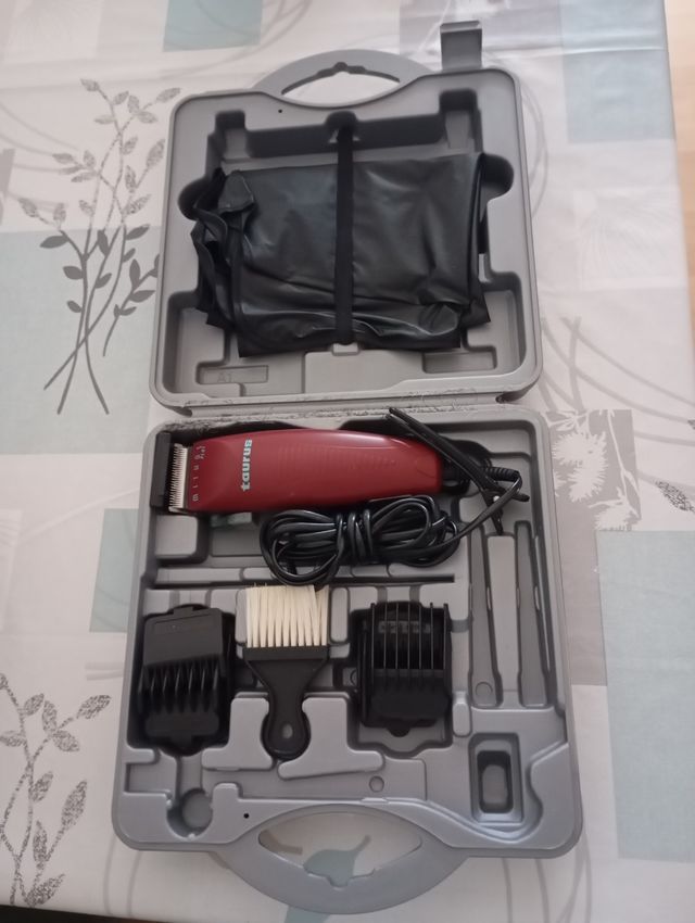 Cortapelos Taurus - Rojo