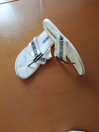 Sandalias Bikkembergs blancas