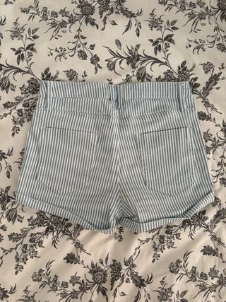Shorts rayas azules 