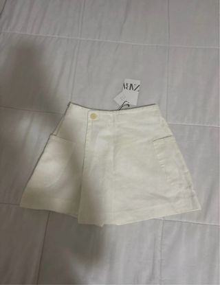 Falda pantalón blanca Zara