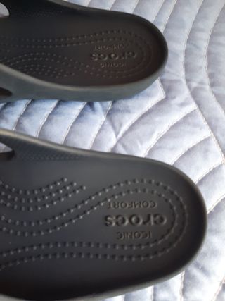 Chanclas Crocs Gris - Nº 34