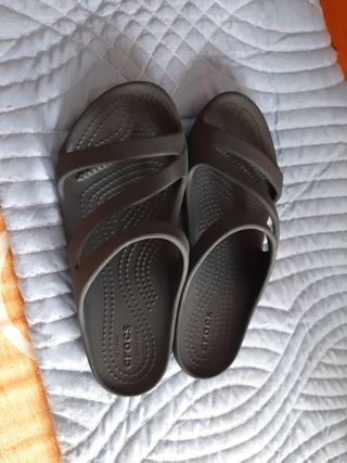 Chanclas Crocs Gris - Nº 34