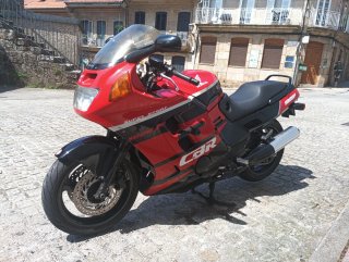 Honda CBR 1000F Super Sport