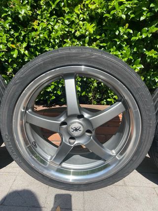Llantas Japan Racing 18" 4 unidades con neumaticos