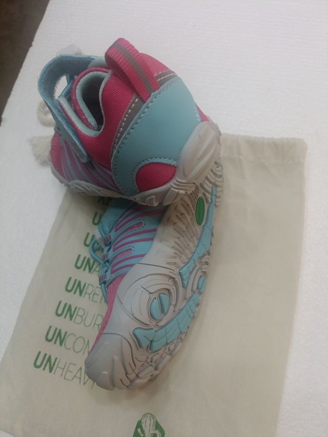 Zapatillas Saguaro N27 niña Nuevas 