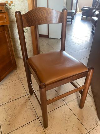 Tavolo da cucina con 3 sedie