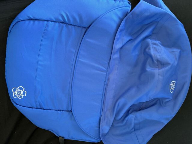 Capota y cubrepiés Bugaboo Bee azul