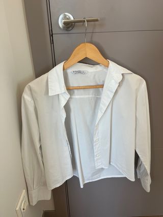 Camisa blanca Stradivarius mujer