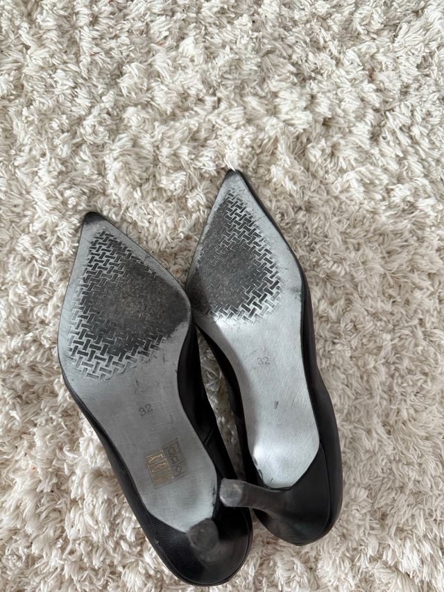 Zapatos tacón negros 32/33