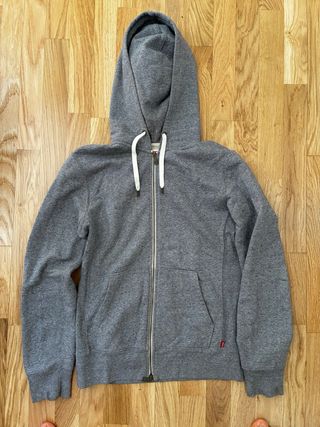 Sudadera gris Levi's - con capucha
