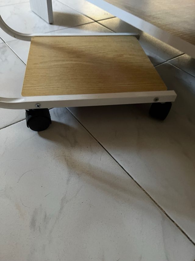 Mesa auxiliar móvil - Madera y metal