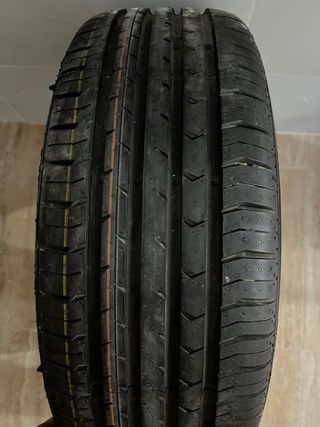 Llanta Hyundai 195/55 R16 NUEVA