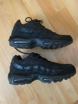 Nike Air Max 95 negras