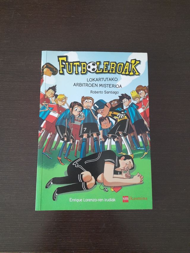 Futboleroak 1: Lokartutako arbitroen misterioa ...