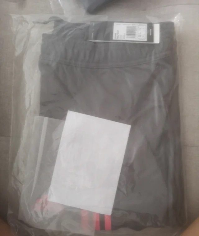 Chándal y camiseta Real Madrid Adidas M