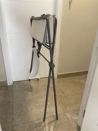 Bañera Stokke con asiento y patas