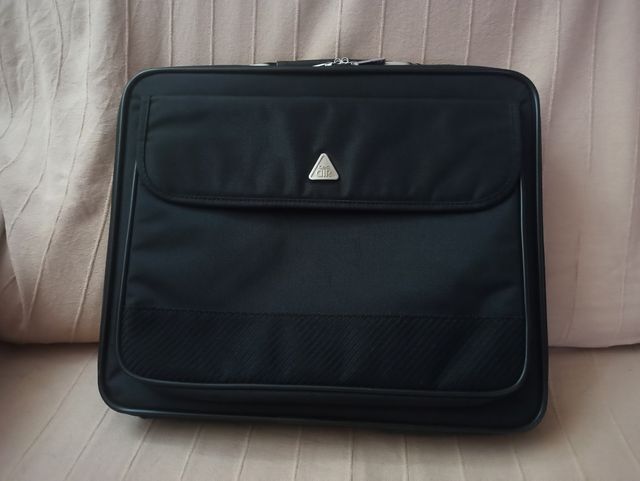 Maletín Portátil Tec Air (en color negro)