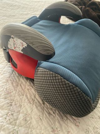 Alzador para niño marca volkswagen para coche