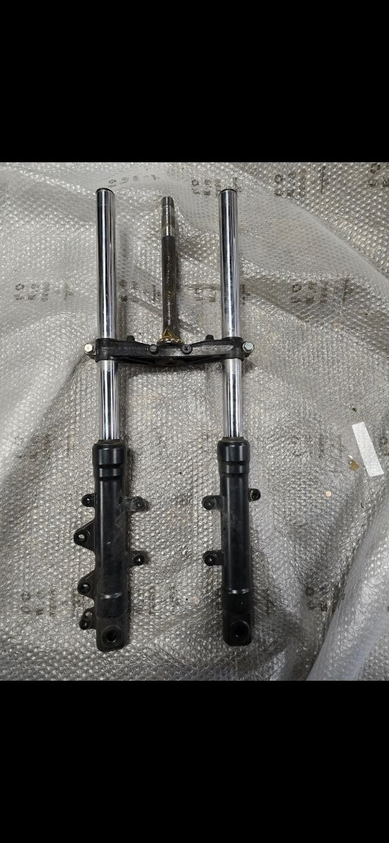 YAMAHA X MAX 125/300/ 400(HORQUILLA)