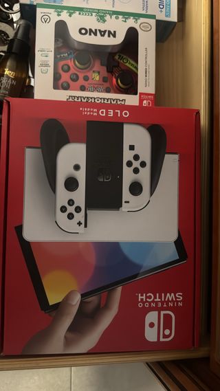 Nintendo OLED Switch Blanca - Mario Kart 8 Deluxe 