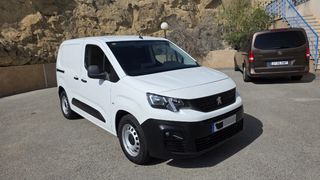 Peugeot Partner PREMIUM STANDART 600kg 130cv