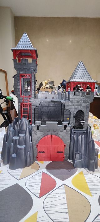 Castillo Playmobil dragón rojo