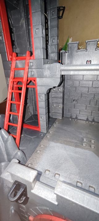 Castillo Playmobil dragón rojo