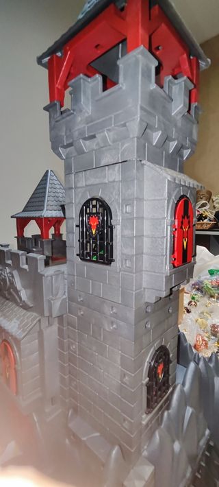Castillo Playmobil dragón rojo