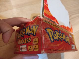 Caja vacía Pokemon Merlin Roja
