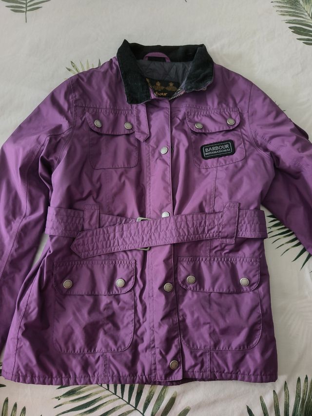 Cazadora Barbour morada