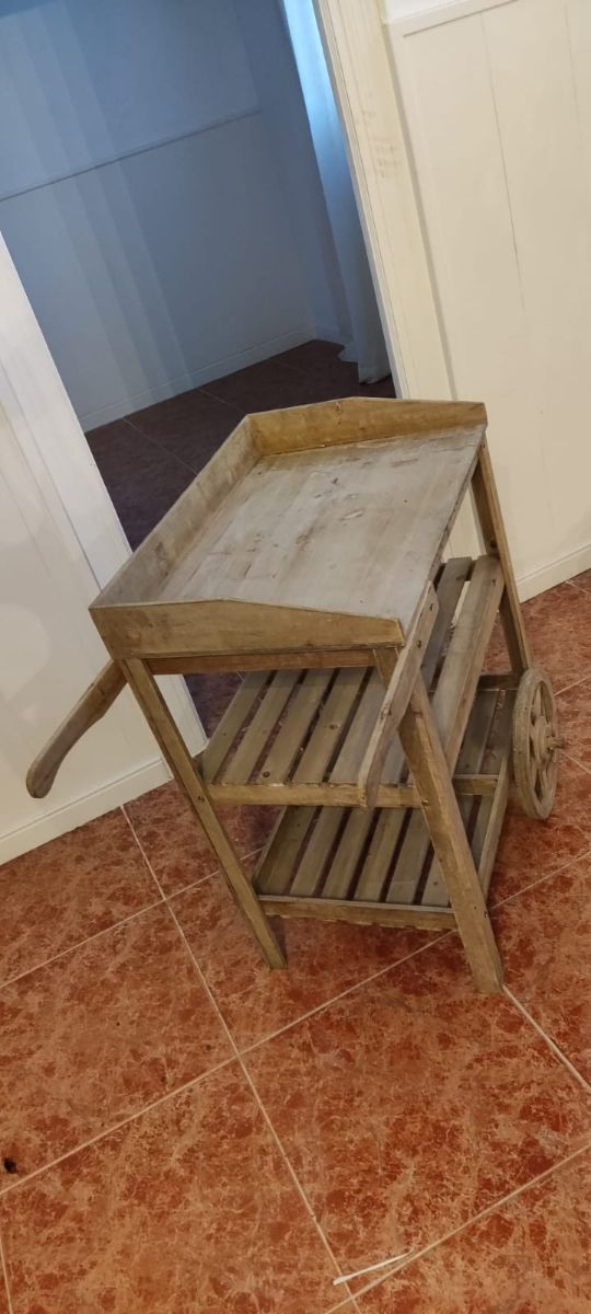 Carro para mesas dulces