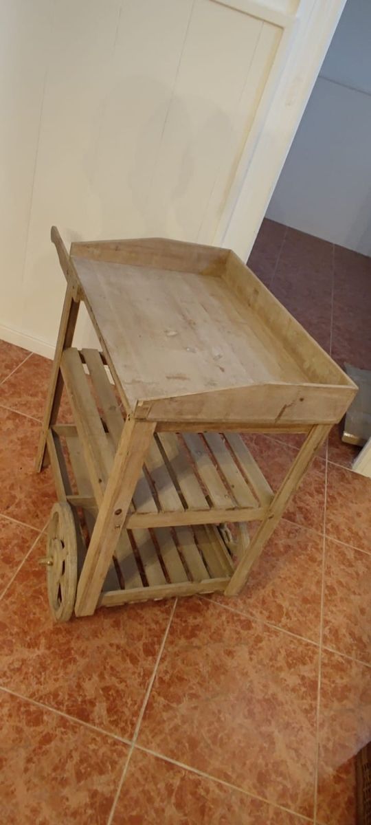 Carro para mesas dulces