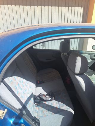 Daewoo Lanos 2000