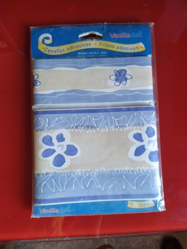 Cenefa adhesiva Venilia 2x5m