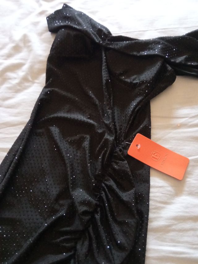 Vestido negro noche brillo