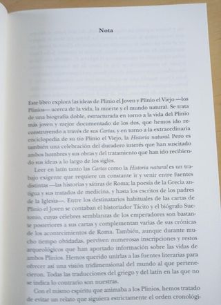 BAJO LA SOMBRA DEL VESUBIO VIDA DE PLINIO