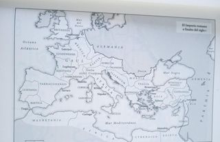 BAJO LA SOMBRA DEL VESUBIO VIDA DE PLINIO