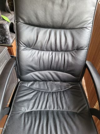 Sillón escritorio piel sintética negra
