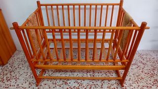 Cuna artesanal bebé de madera