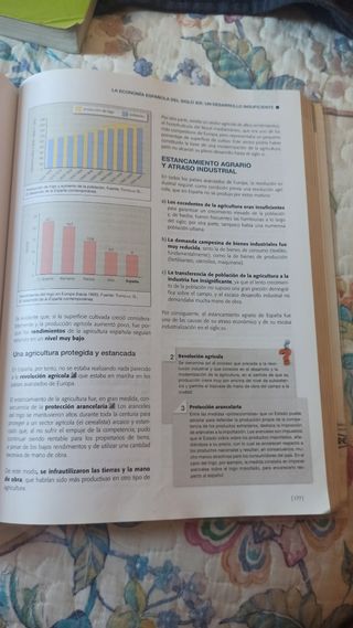 Historia de España. Proyecto Futura. Bachillera...
