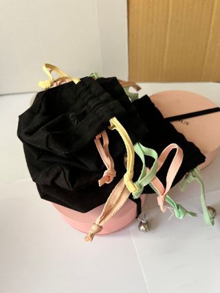 4 Cajas Tous y 7 sacos o saquitos Tous con extras
